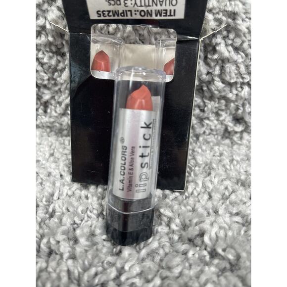 L.A. COLORS Lipstick Matte Caramel Cream Lot of 3 LIPM235 New - Picture 5 of 8